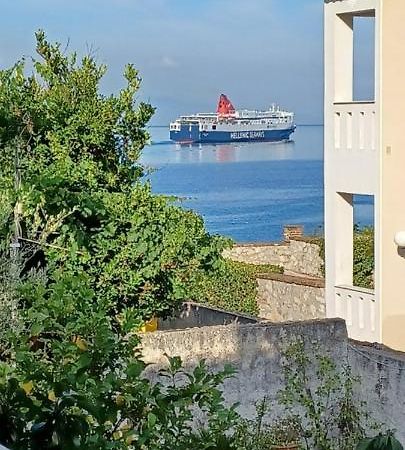 Seaview Luxury Apartment Mytilíni Zewnętrze zdjęcie