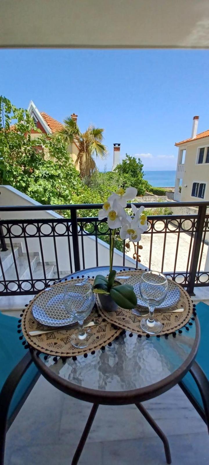 Seaview Luxury Apartment Mytilíni Zewnętrze zdjęcie