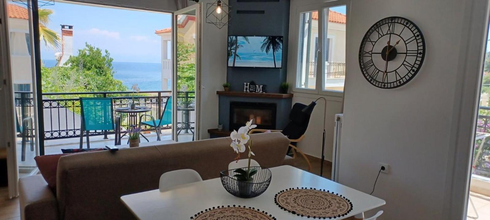 Seaview Luxury Apartment Mytilíni Zewnętrze zdjęcie
